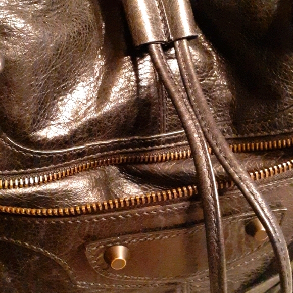 AUTHENTIC BALENCIAGA LARGE AGNEAU BAG - Picture 4 of 10